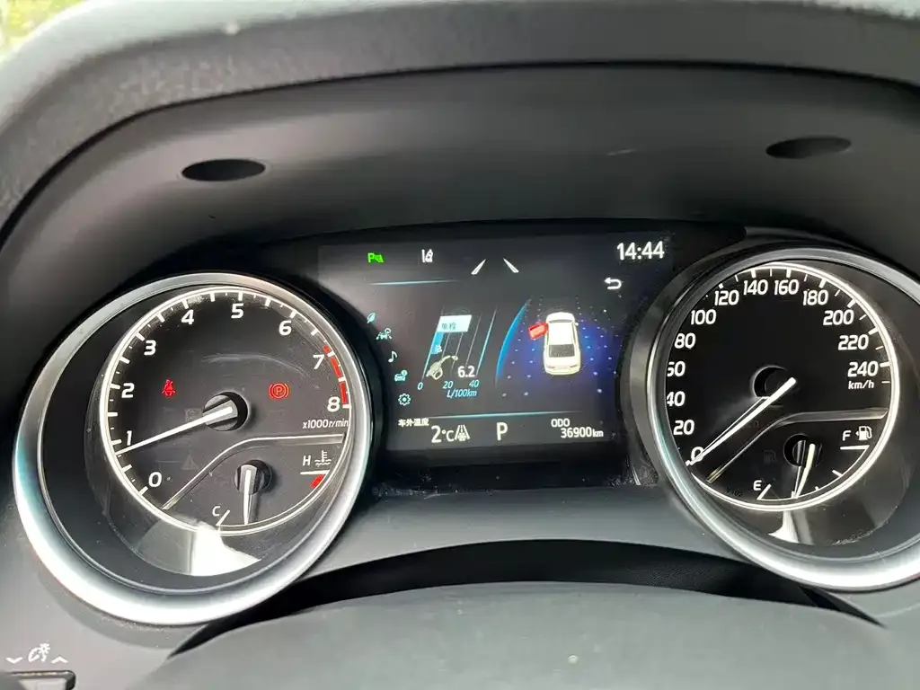 Toyota Camry 2024 из CN, фото 9