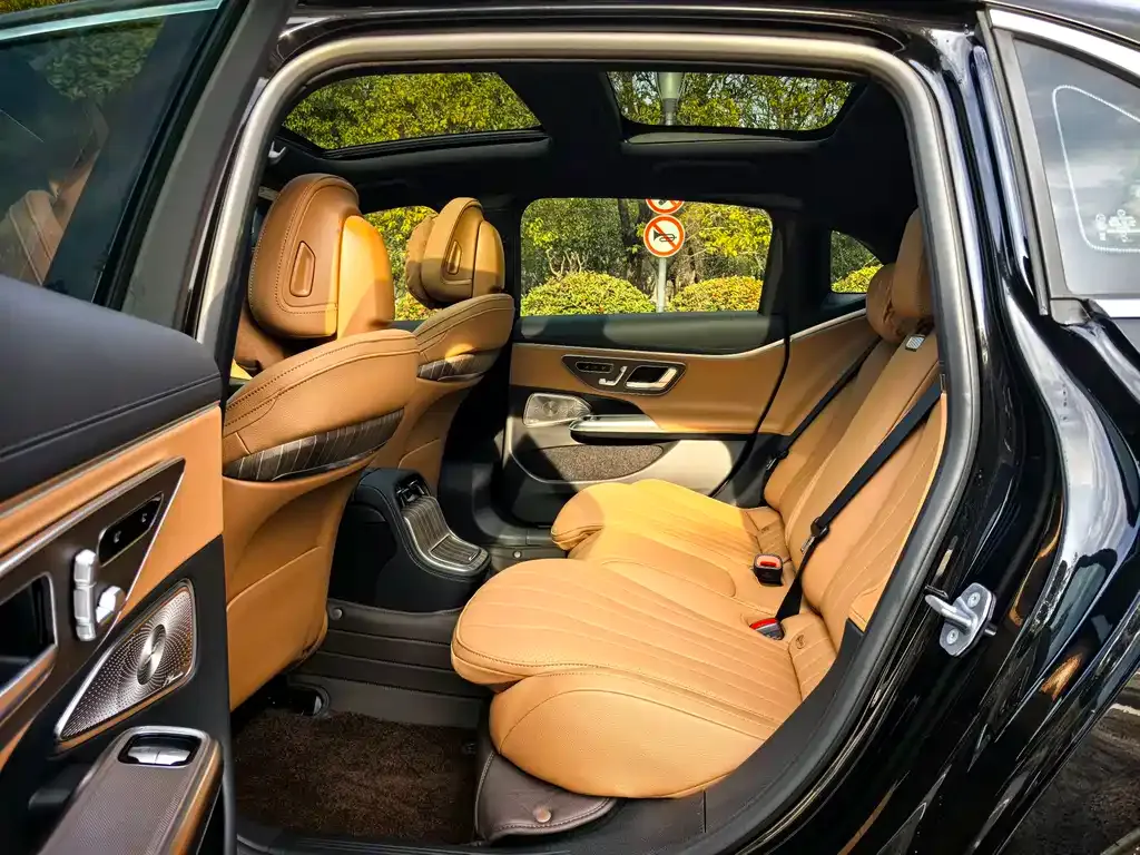 Mercedes-Benz E-Class 2024 из CN, фото 9