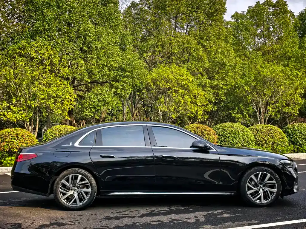 Mercedes-Benz E-Class 2024 из CN, фото 7