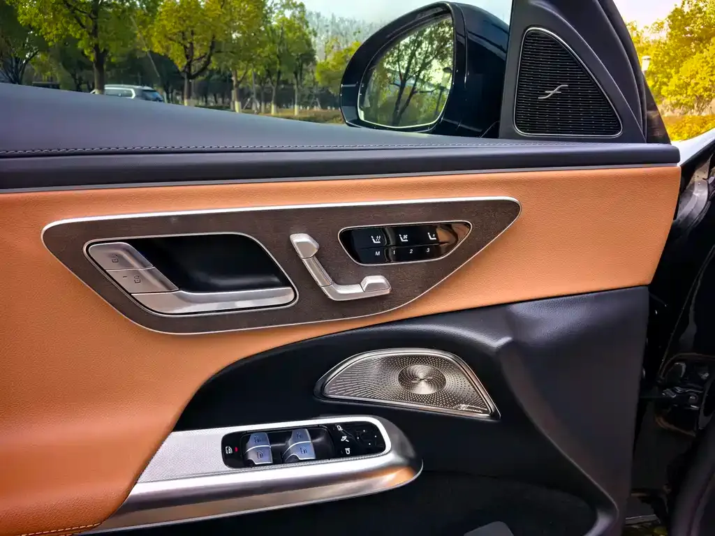 Mercedes-Benz E-Class 2024 из CN, фото 8