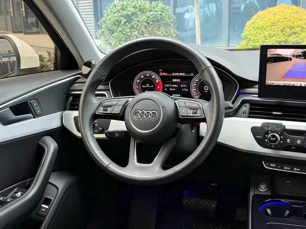 Audi A4L 2021 из CN, фото 7