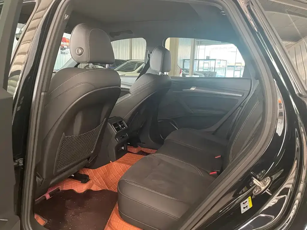 Audi Q5L Sportback 2023 из CN, фото 7