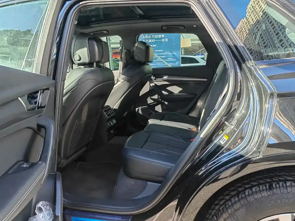 Audi Q5L 2025 из CN, фото 8