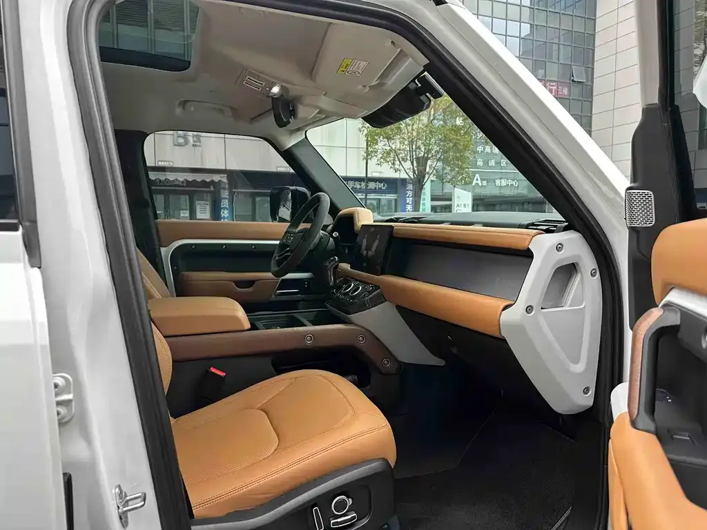 Land Rover Defender 2022 из CN, фото 3