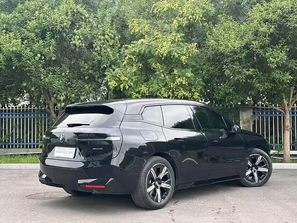 BMW iX 2023 из CN, фото 8