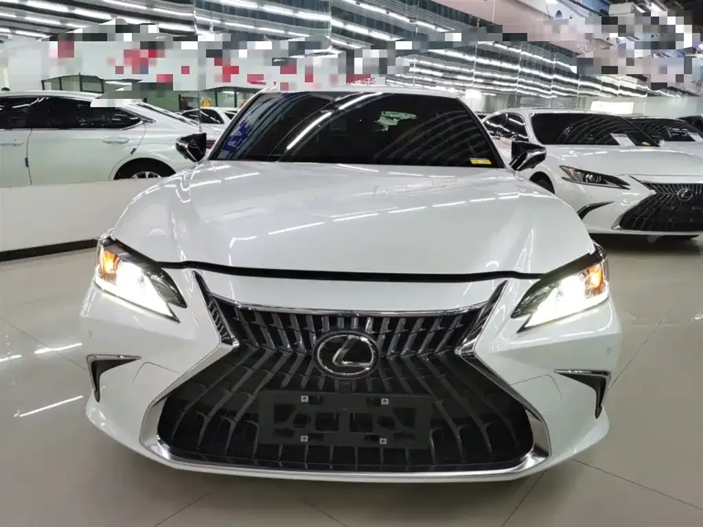 Lexus ES 2023 из CN, фото 5