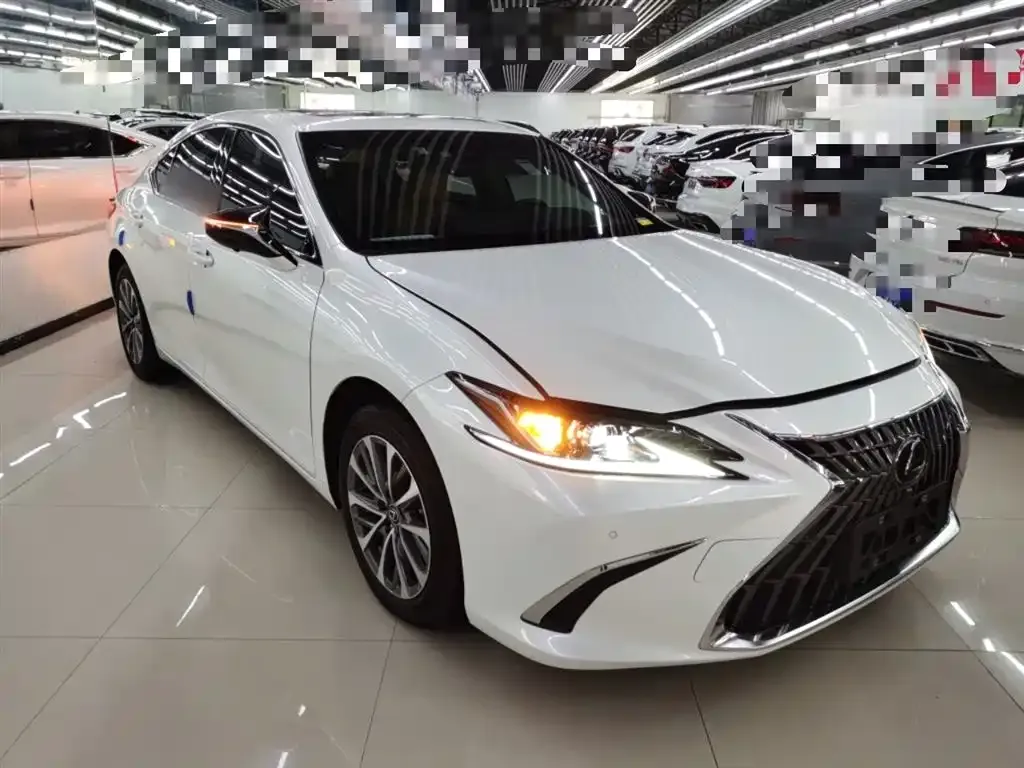 Lexus ES 2023 из CN, фото 10