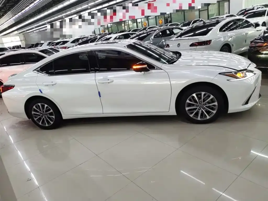 Lexus ES 2023 из CN, фото 6