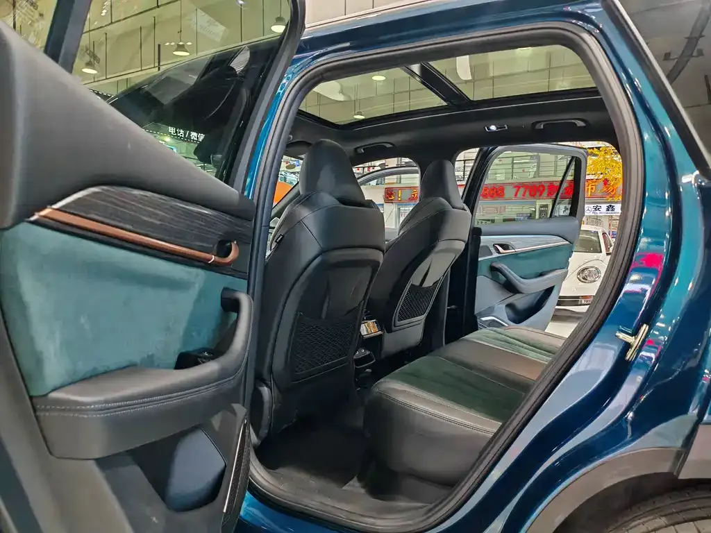 Geely Xingyue L 2023 из CN, фото 6