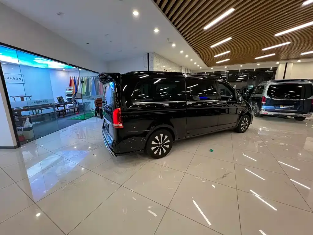 Mercedes-Benz Vito 2023 из CN, фото 3