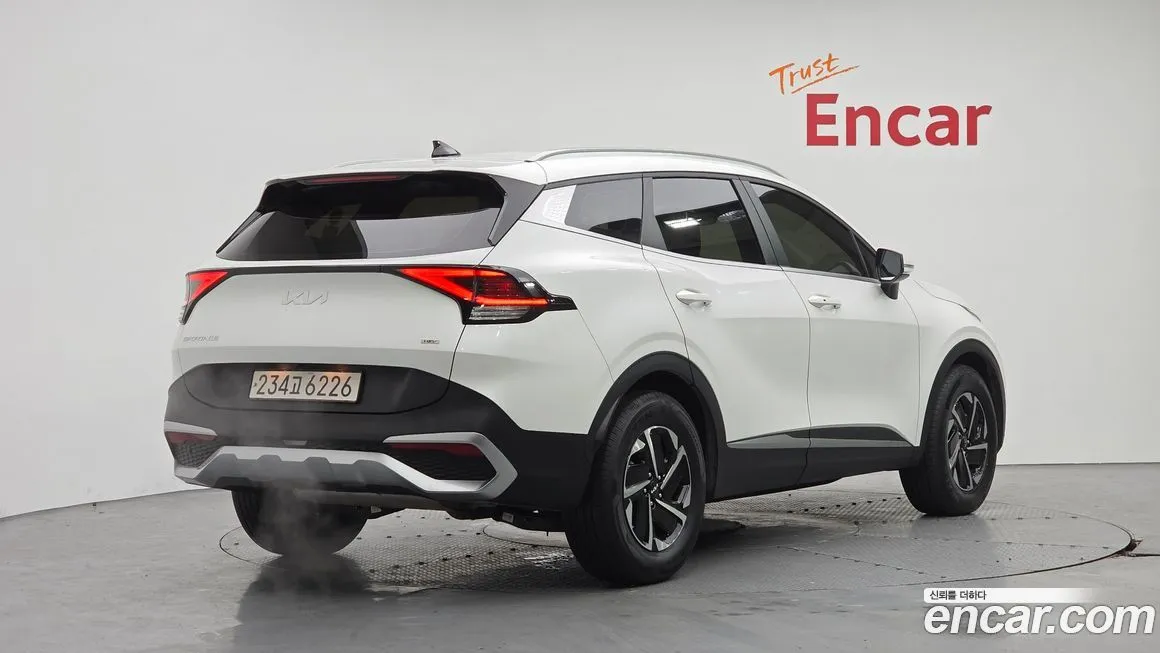 Kia Sportage — фото 3