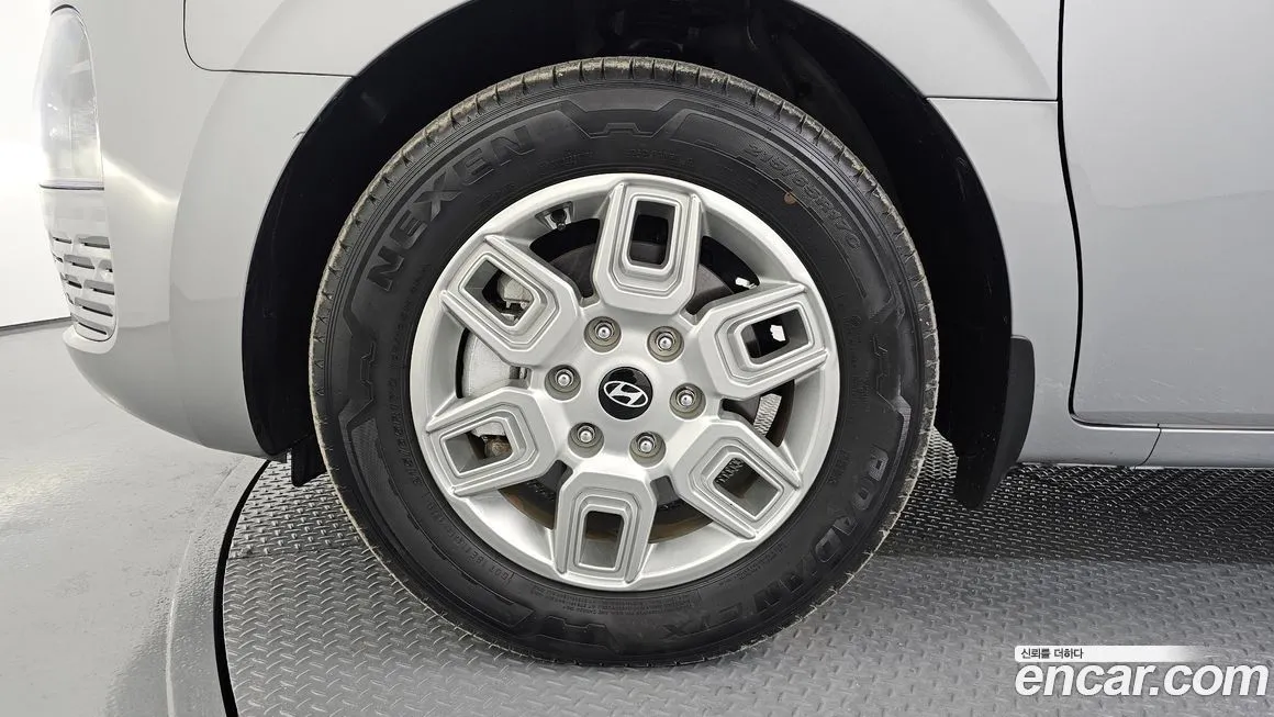 Hyundai Staria 2025 из KR, фото 6