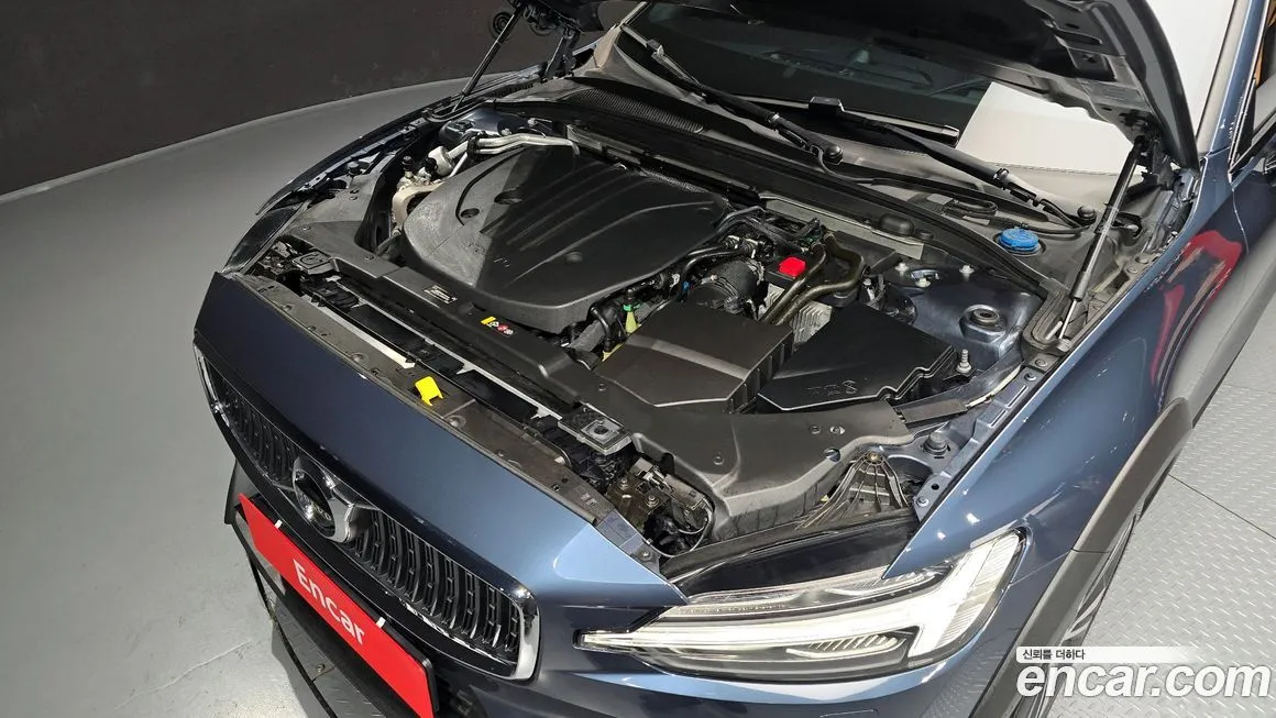 Volvo V60 2021 из KR, фото 9