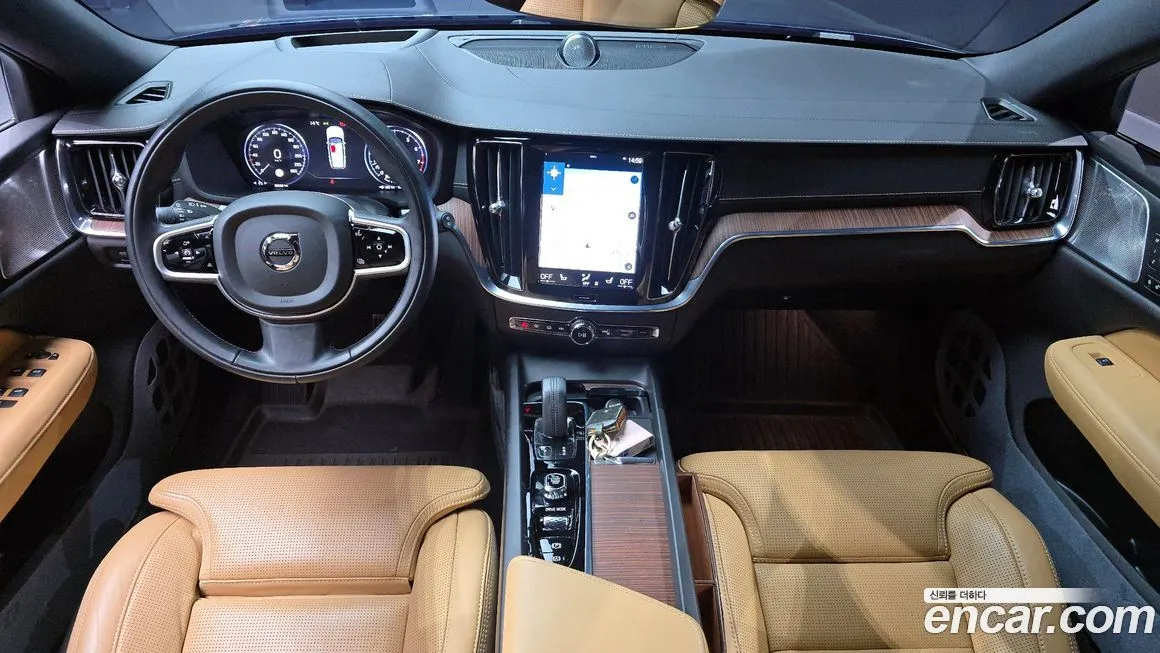 Volvo V60 2021 из KR, фото 7