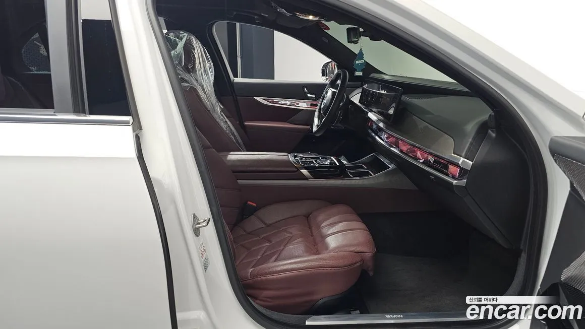 BMW 7-Series 2023 из KR, фото 9