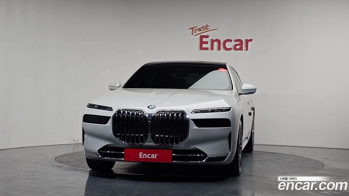 BMW 7-Series 2023 из KR, фото 3