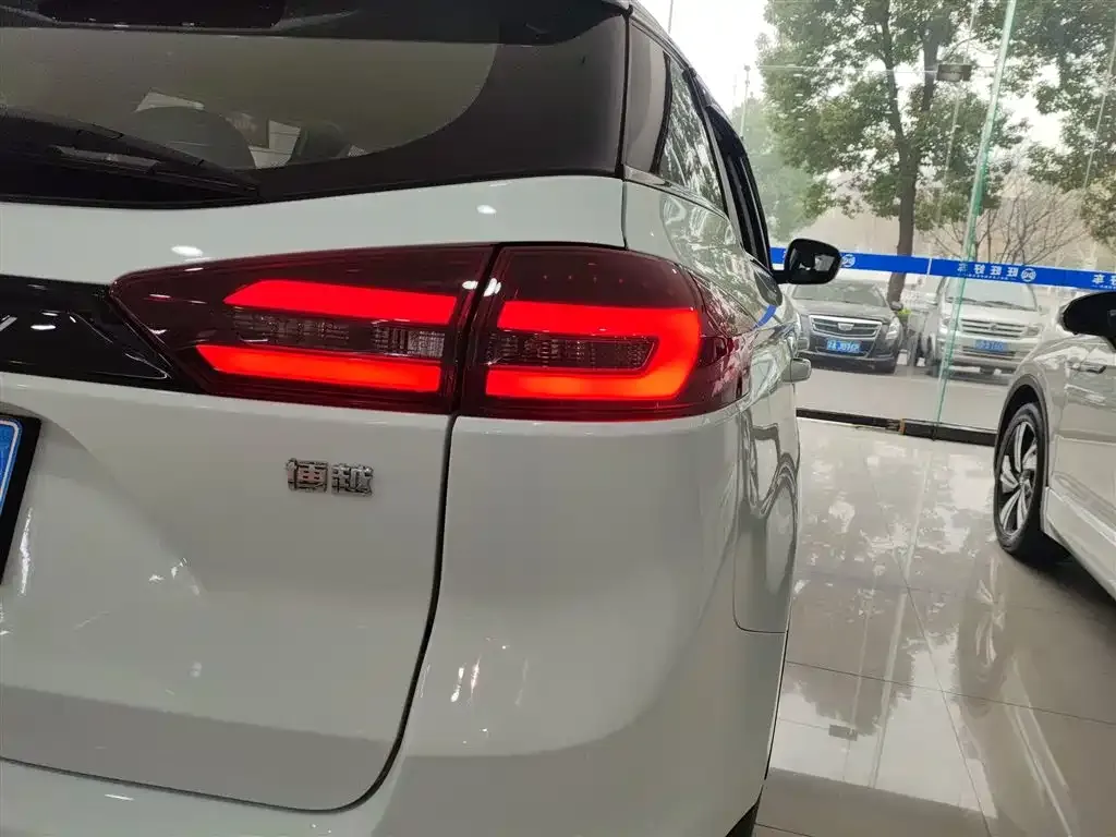 Geely Boyue 2023 из CN, фото 5