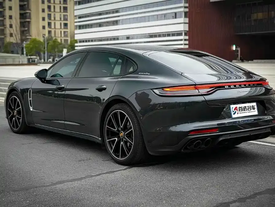 Porsche Panamera — фото 10