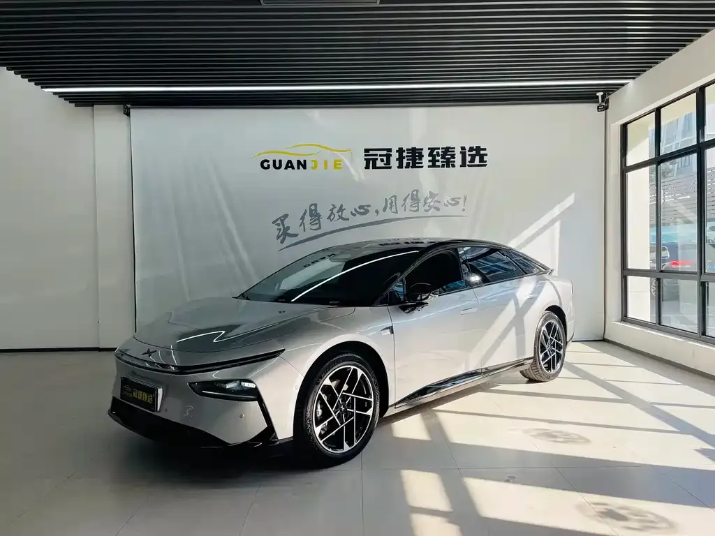 XPeng P7+ — фото 1