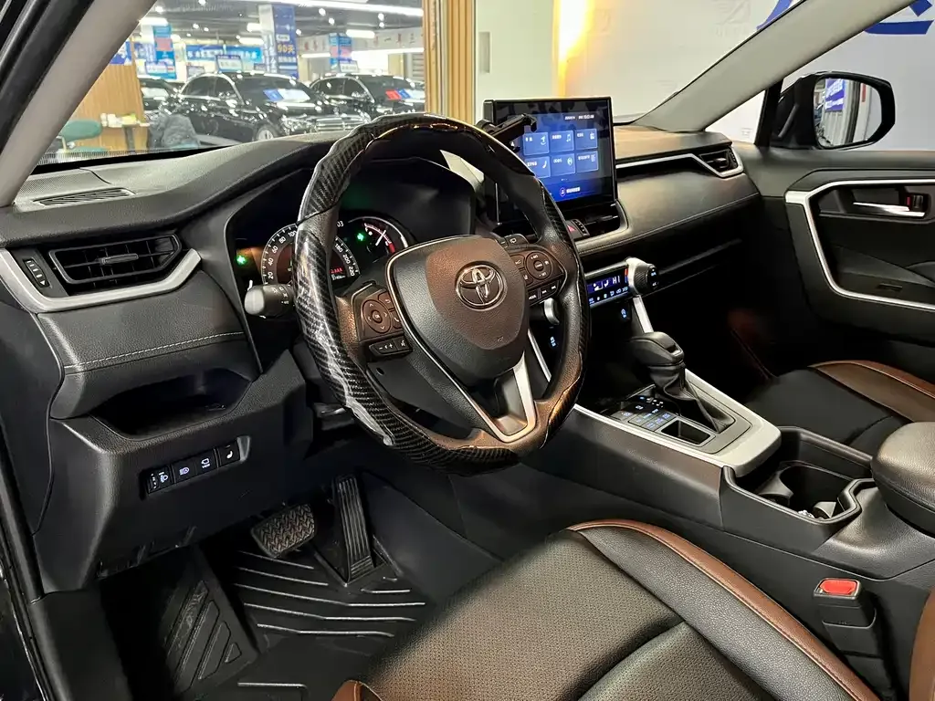 Toyota RAV4 2022 из CN, фото 6