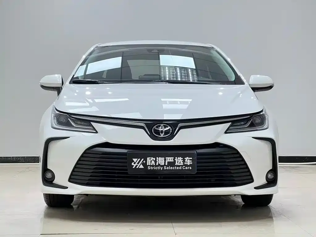 Toyota Corolla — фото 9