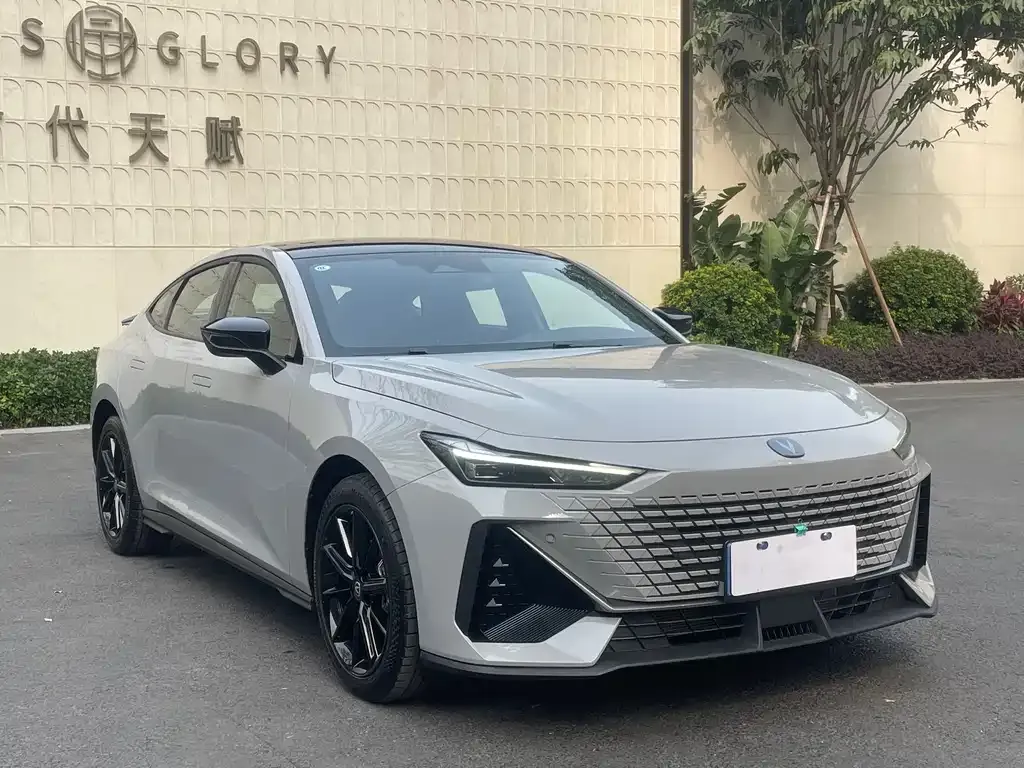 Changan UNI-V 2023 из CN, фото 8