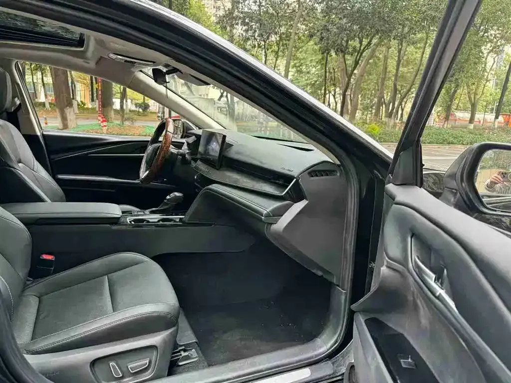 Toyota Camry 2024 из CN, фото 9
