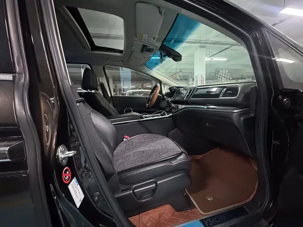 Honda Elysion 2021 из CN, фото 7