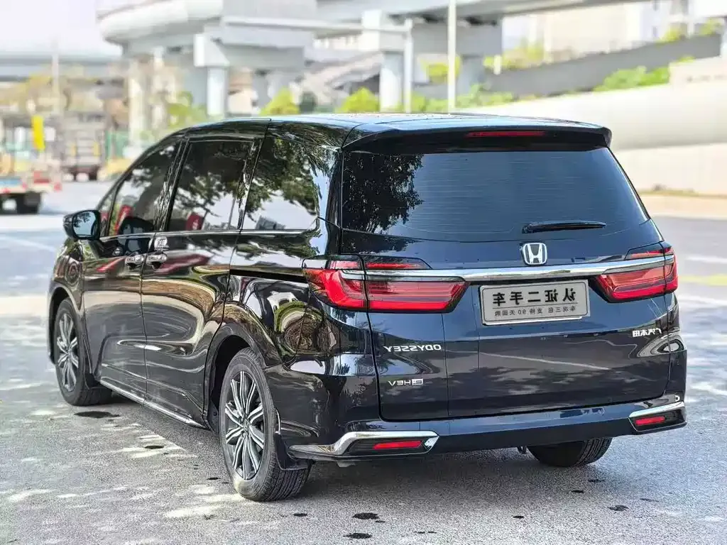 Honda Odyssey — фото 4