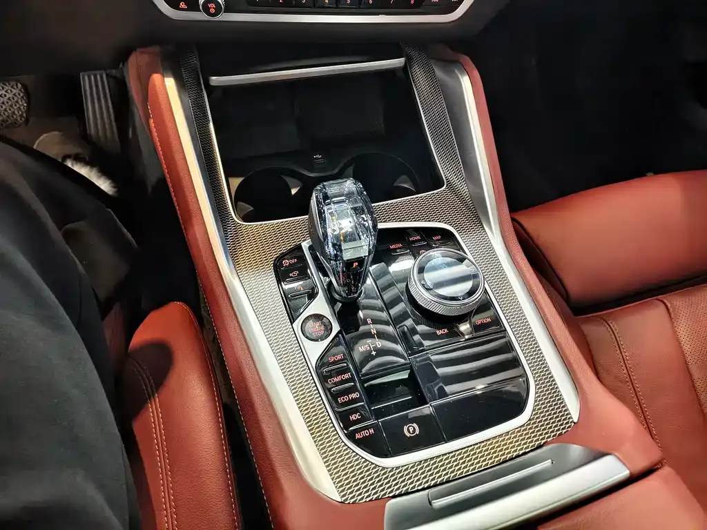 BMW X6 2022 из CN, фото 7