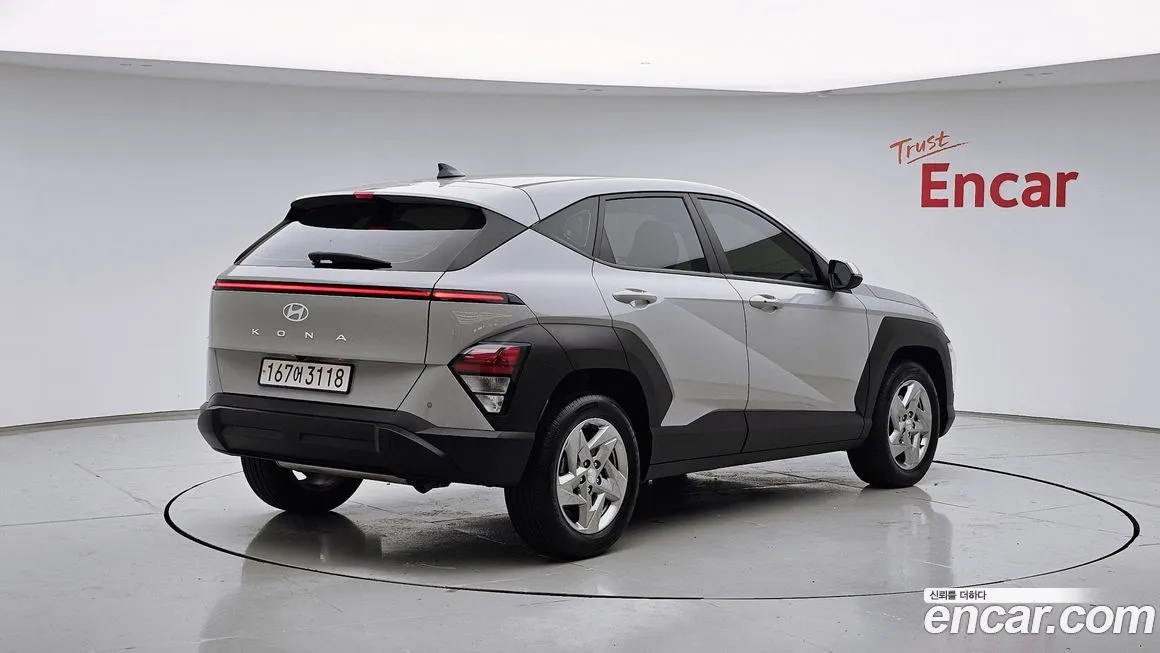 Hyundai Kona — фото 10