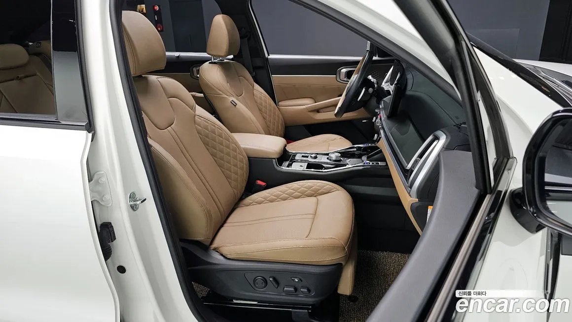 Kia Sorento — фото 8