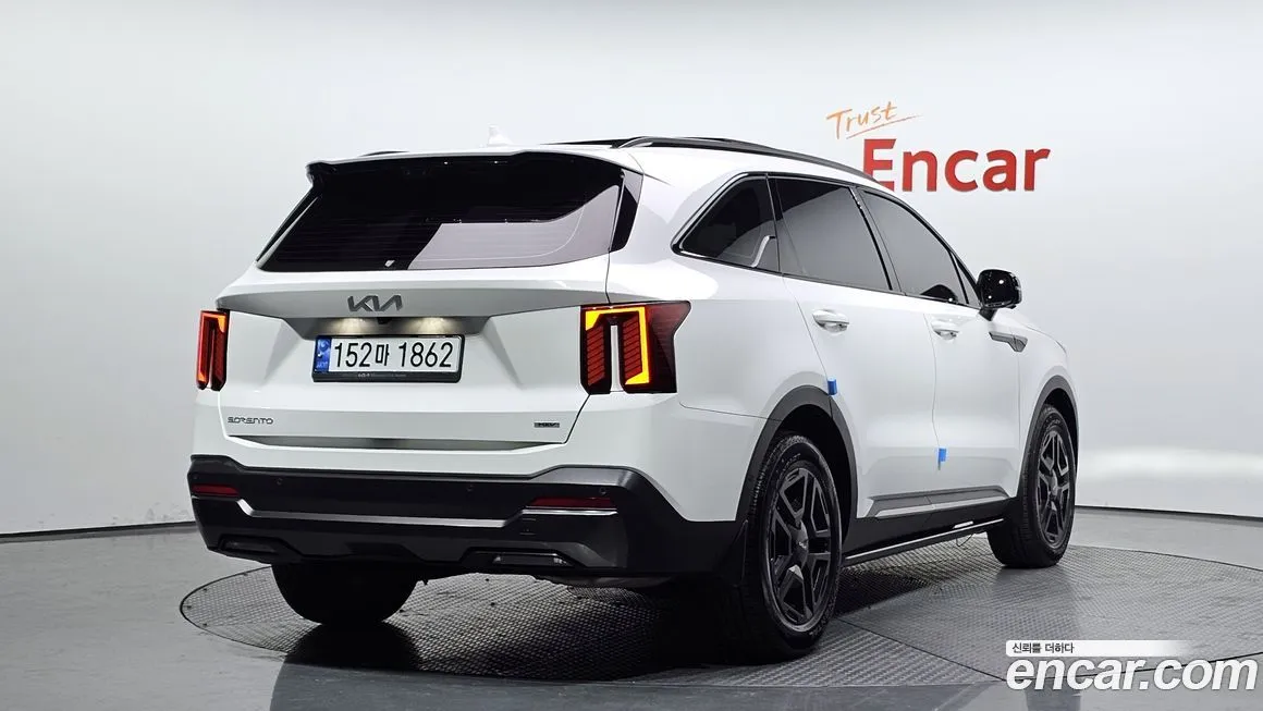 Kia Sorento — фото 10