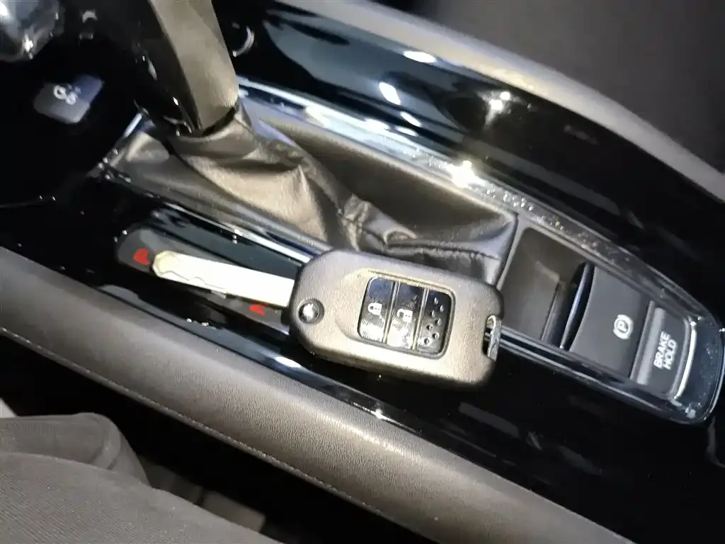 Honda Vezel 2021 из CN, фото 4