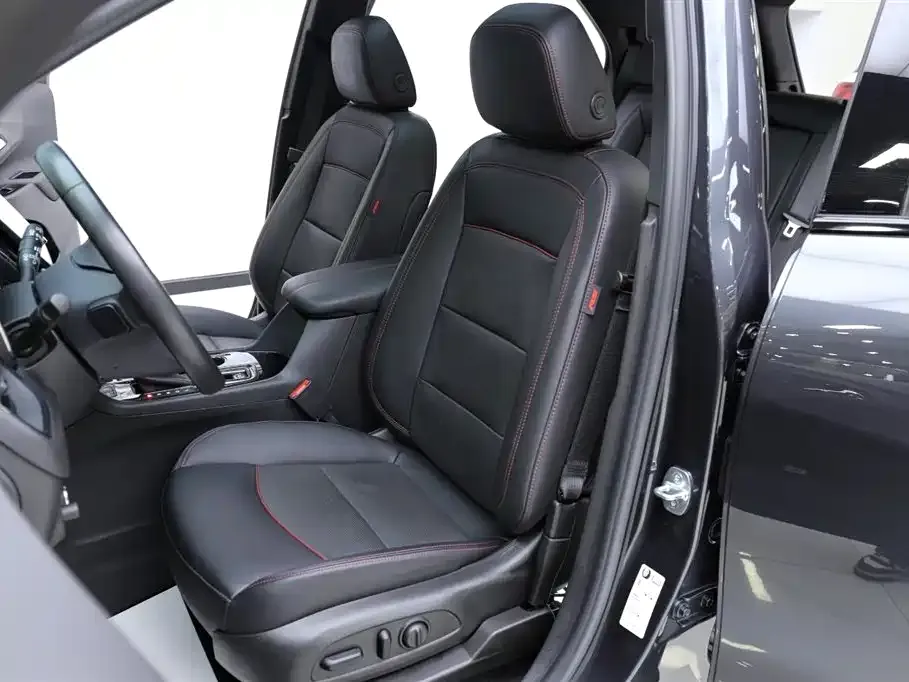 Chevrolet Equinox 2023 из CN, фото 5