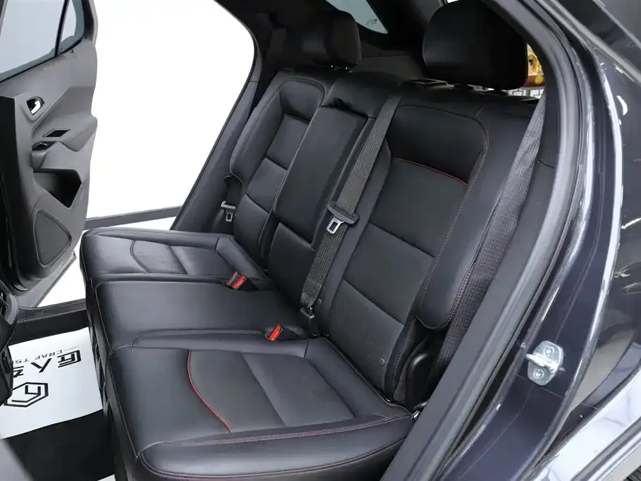 Chevrolet Equinox 2023 из CN, фото 6
