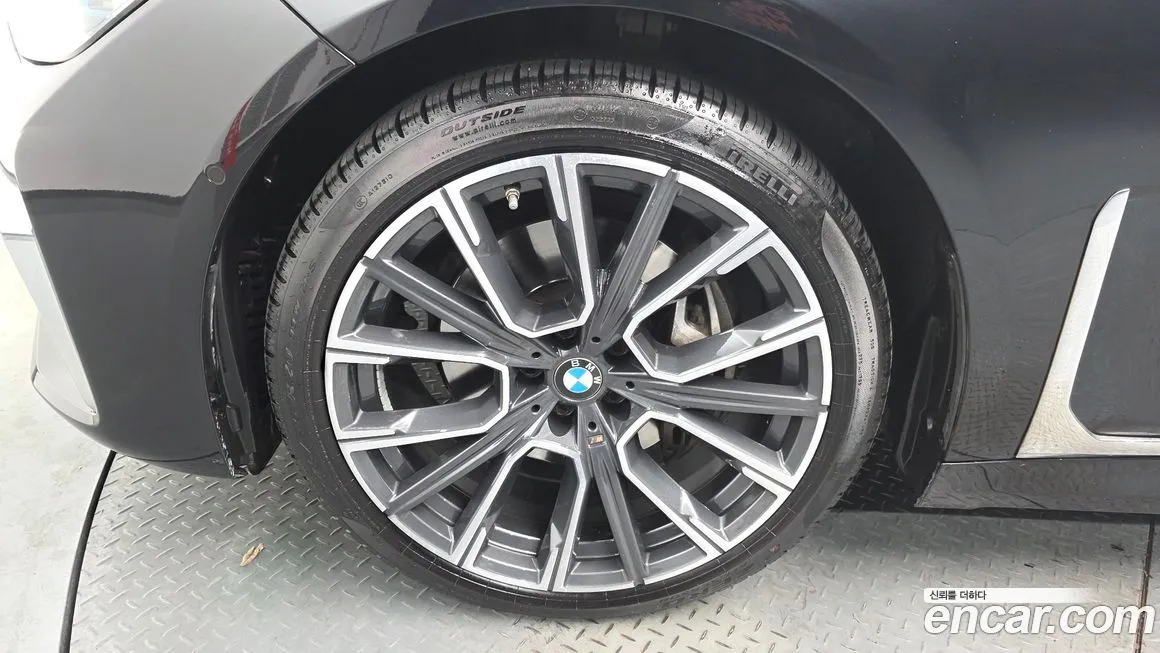 BMW 7-Series 2022 из KR, фото 9
