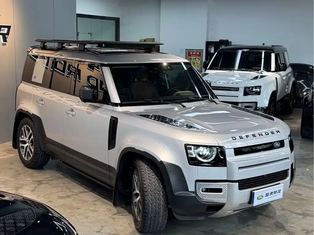 Land Rover Defender — фото 10