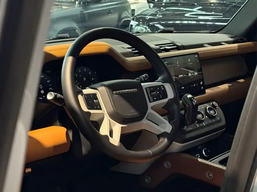 Land Rover Defender — фото 8