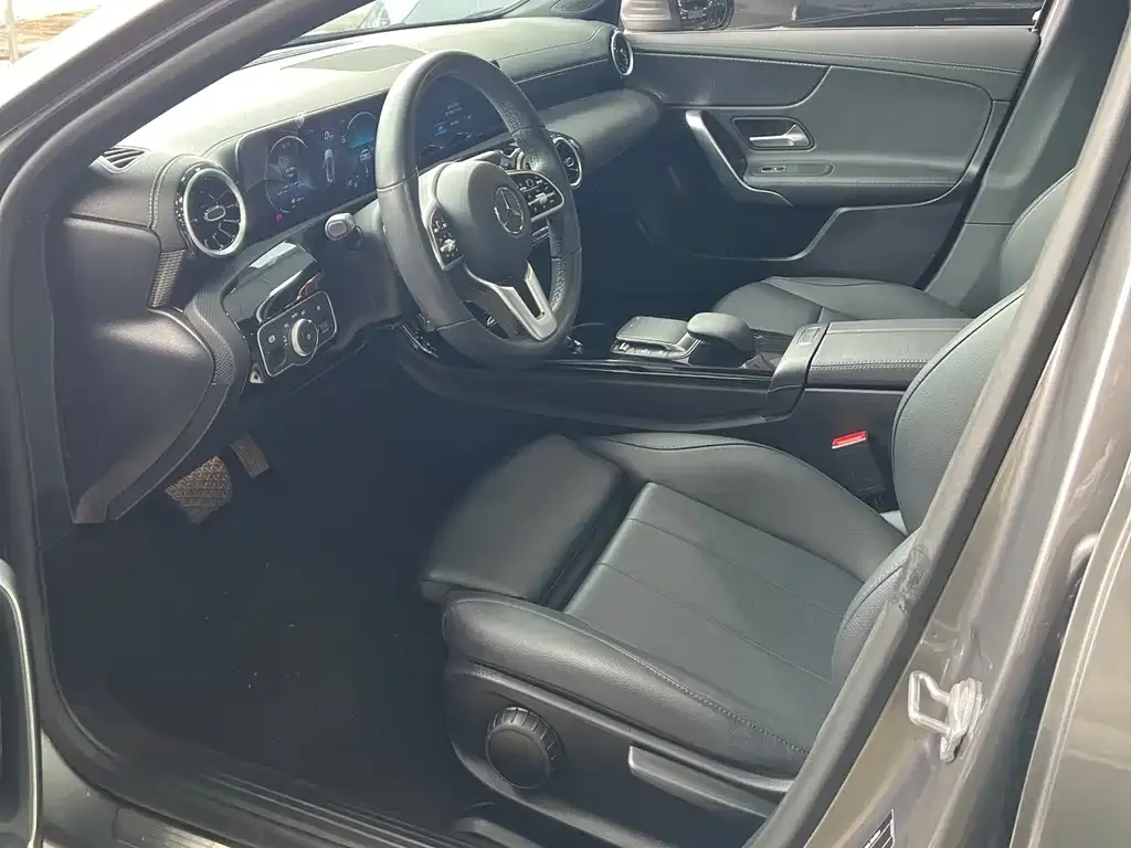 Mercedes-Benz A-Class 2022 из CN, фото 9