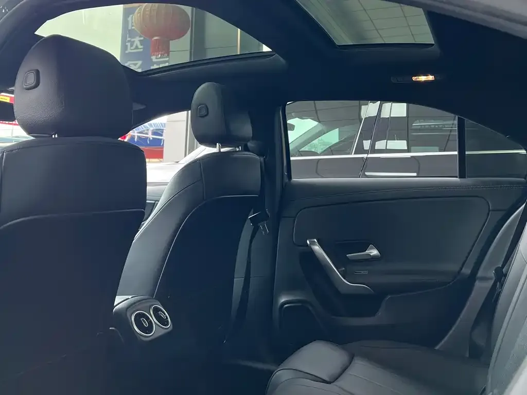 Mercedes-Benz A-Class 2022 из CN, фото 2