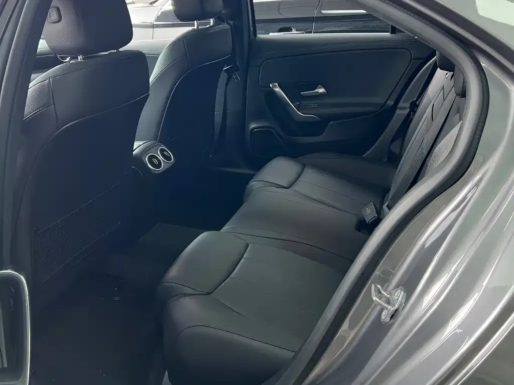 Mercedes-Benz A-Class 2022 из CN, фото 3