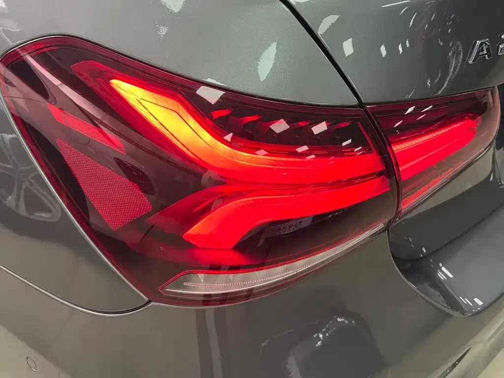 Mercedes-Benz A-Class 2022 из CN, фото 10