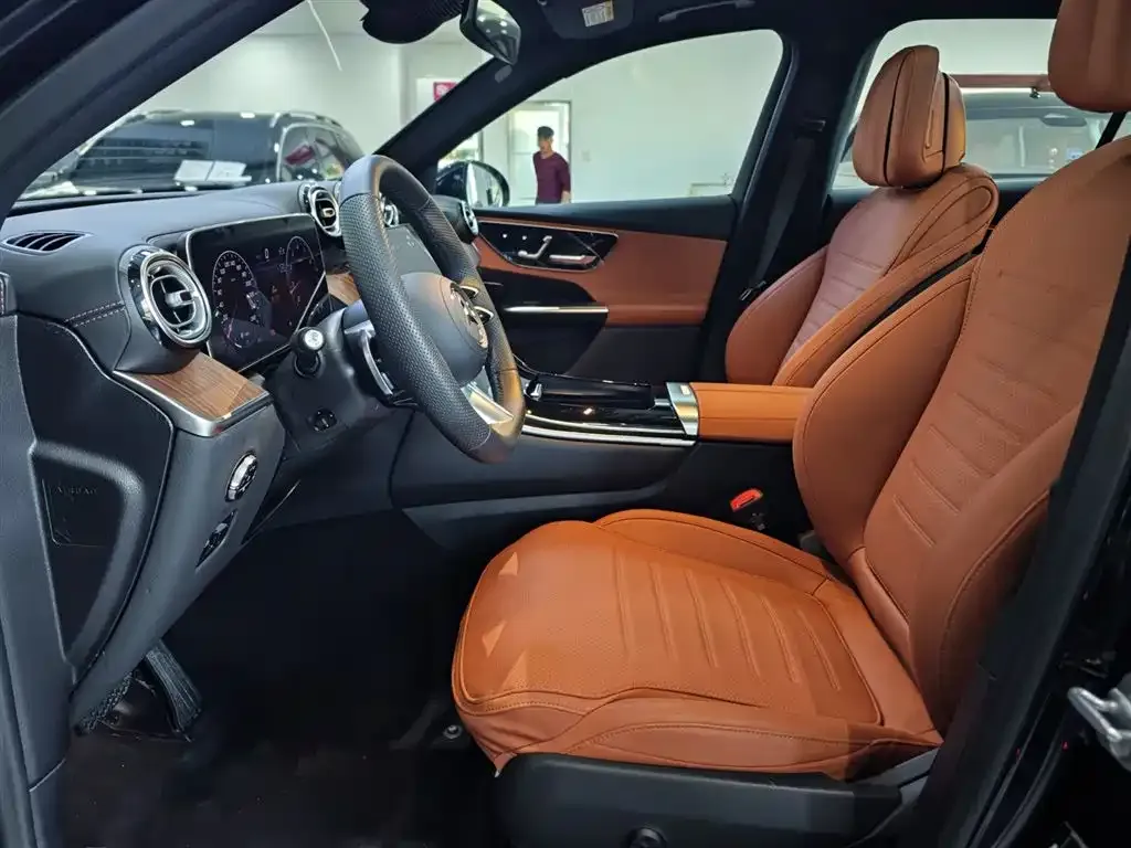 Mercedes-Benz GLC 2024 из CN, фото 4