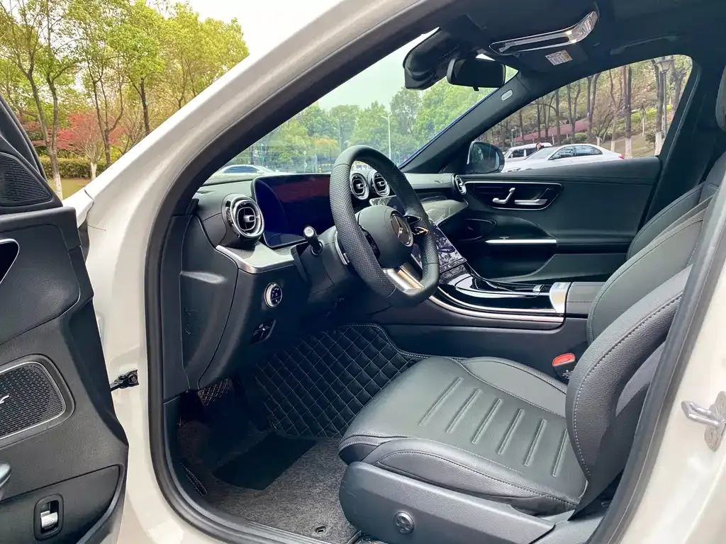 Mercedes-Benz C-Class 2024 из CN, фото 6