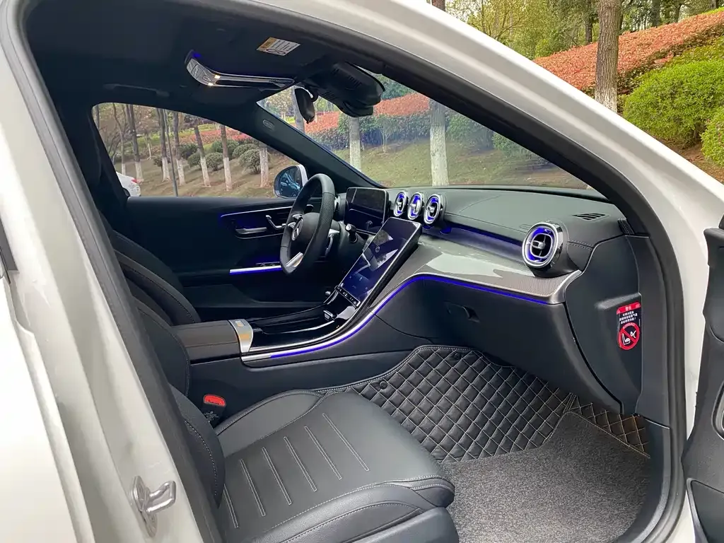 Mercedes-Benz C-Class 2024 из CN, фото 2