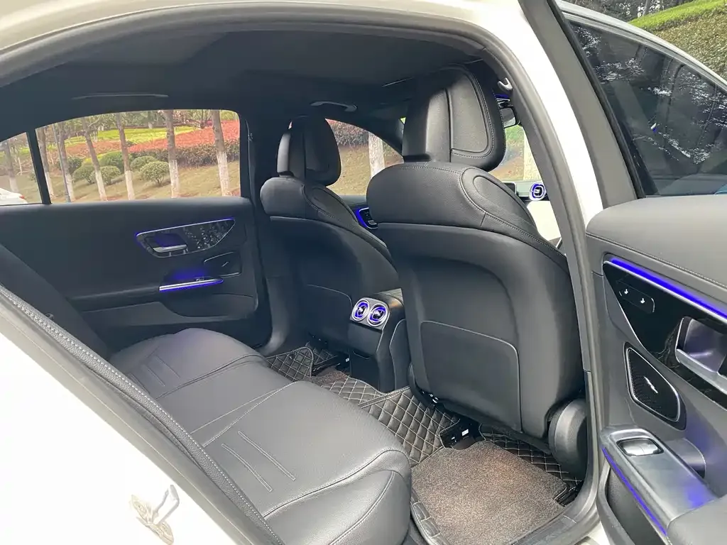 Mercedes-Benz C-Class 2024 из CN, фото 4