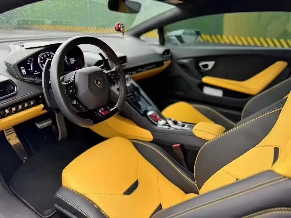 Lamborghini Huracan 2021 из CN, фото 5