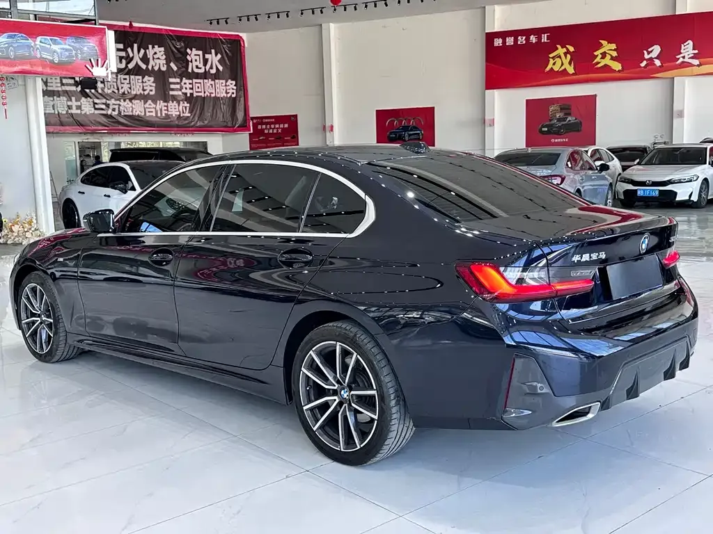 BMW 3 Series 2024 из CN, фото 6