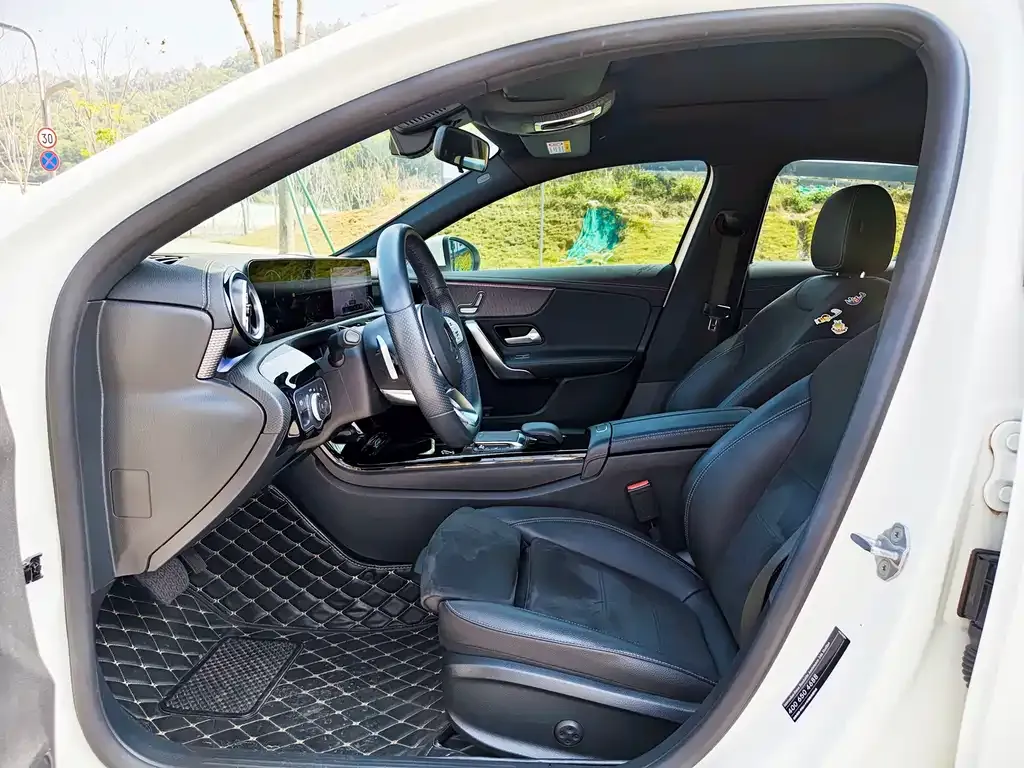 Mercedes-Benz A-Class 2021 из CN, фото 2